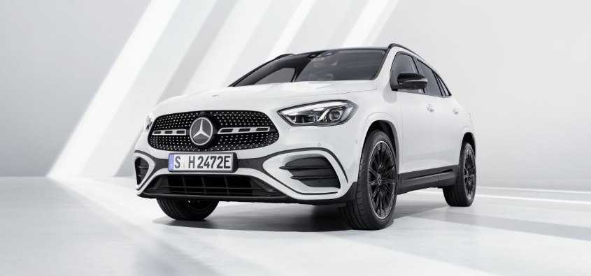 Nuova Mercedes-Benz GLA: la sport compact SUV evolve ad un livello superiore